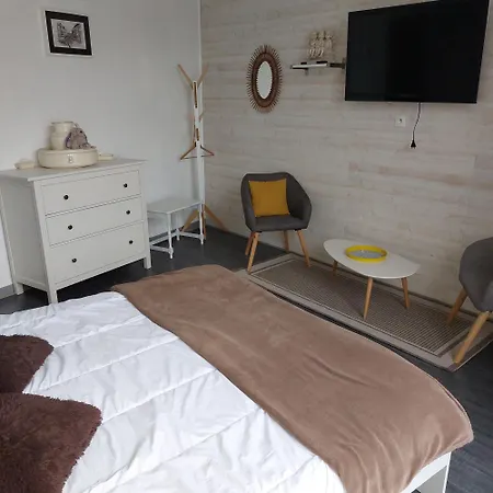 Chez Sylvie Et Jean Luc Гостевой дом Steenvoorde